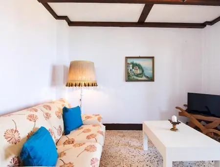 Marianthi-kaizer Bridge Apartment Achílleion