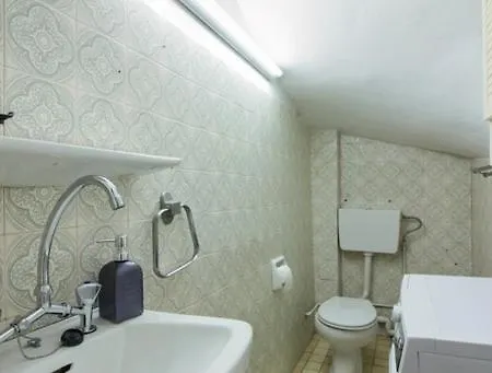 Marianthi-kaizer Bridge Achílleion