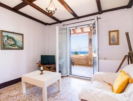 Apartment Marianthi-kaizer Bridge *